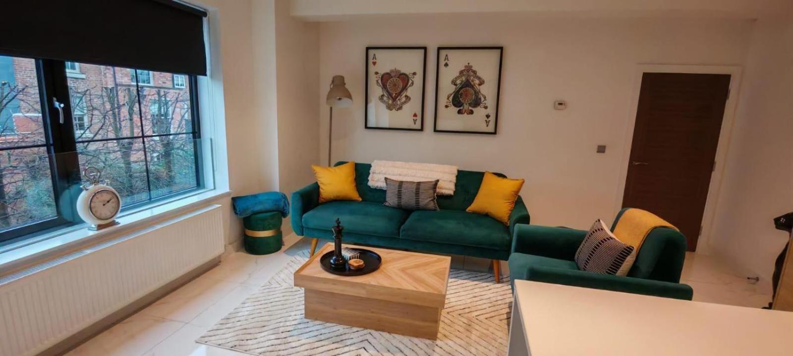 Luxury Apartment: City Centre, Stylish, Modern Честер Экстерьер фото